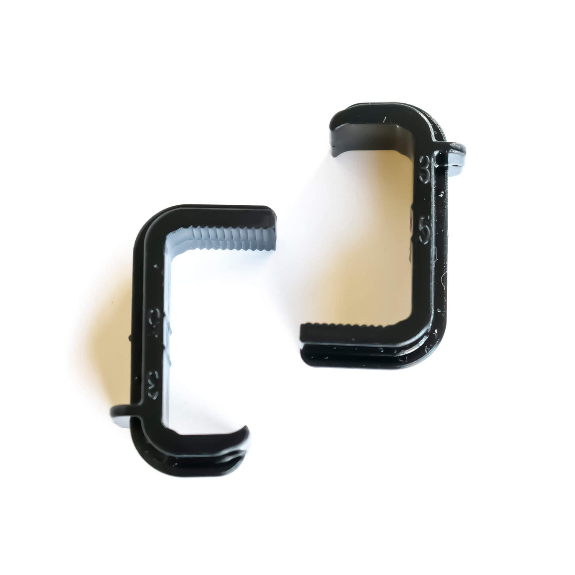 Zwarte solar blocker klemmen om vogelwering aan zonnepanelen te bevestigen 3cm.